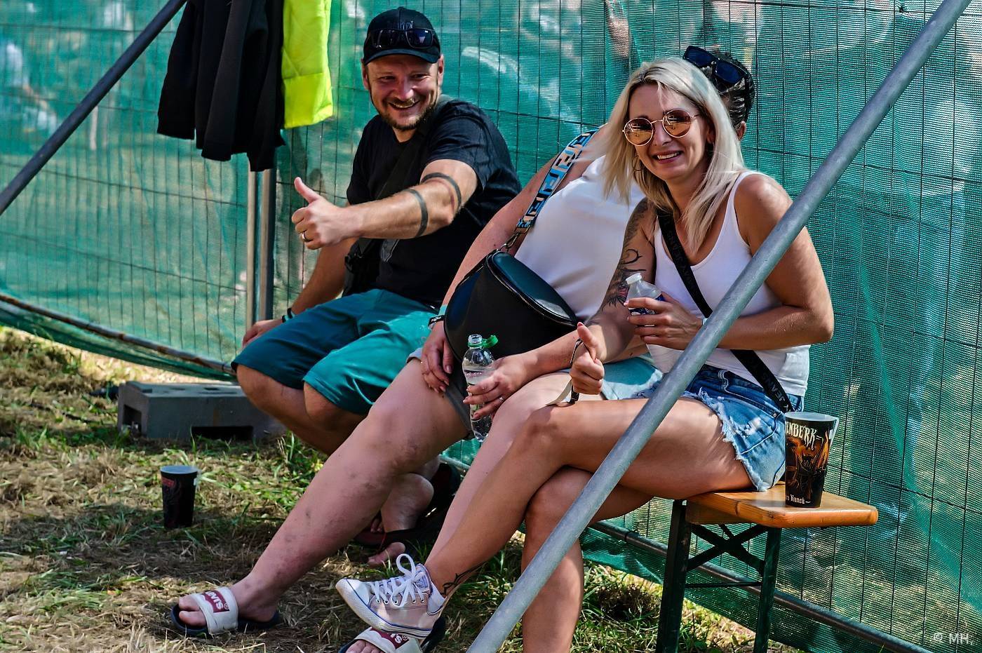 Vyprodaný Pekelný ostrov hostil Dymytry, Alkehol, Tři sestry, Vypsanou fiXu nebo Škwor