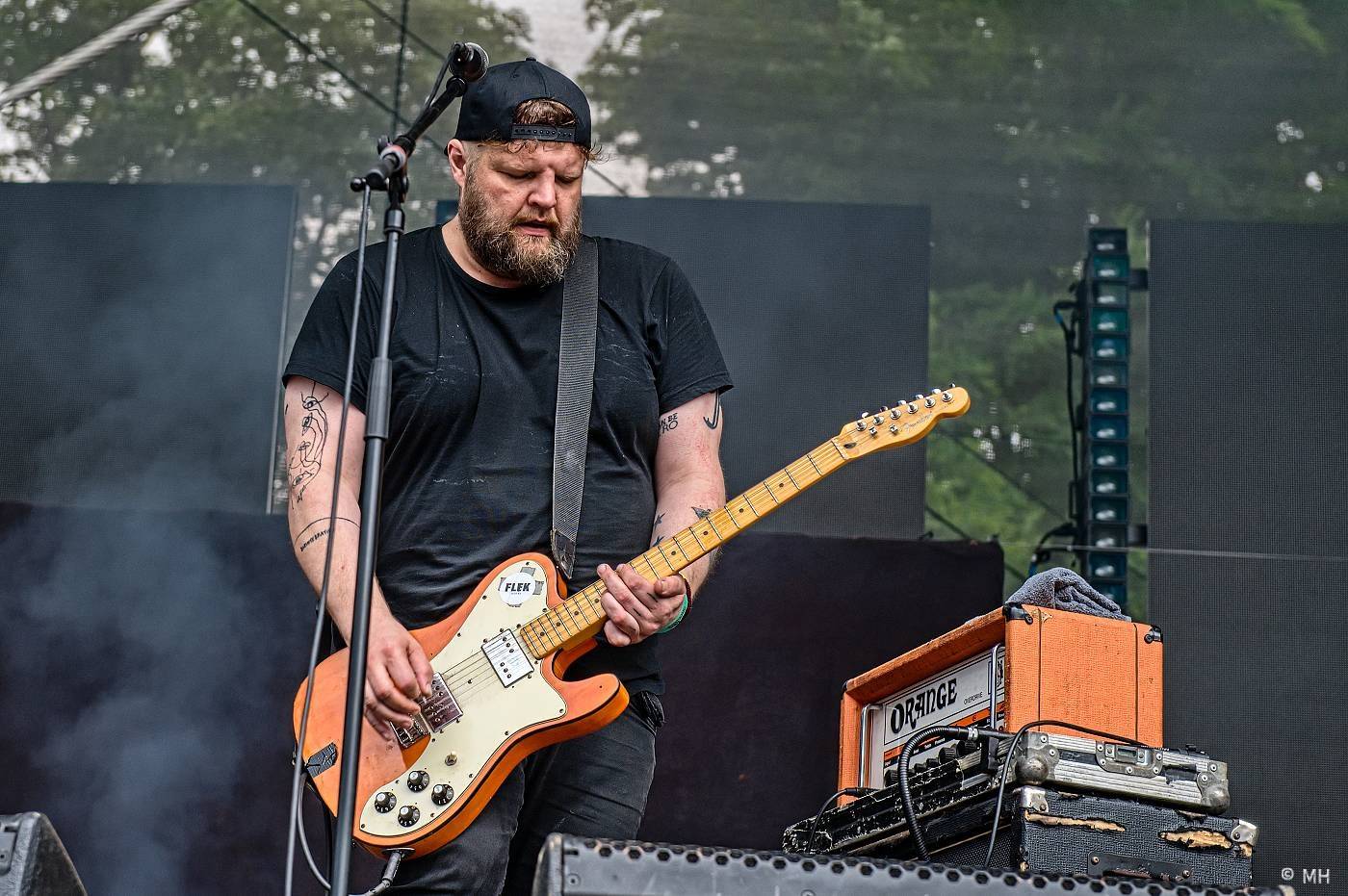 Vyprodaný Pekelný ostrov hostil Dymytry, Alkehol, Tři sestry, Vypsanou fiXu nebo Škwor