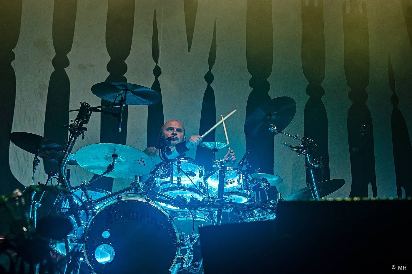 Vyprodaný Pekelný ostrov hostil Dymytry, Alkehol, Tři sestry, Vypsanou fiXu nebo Škwor