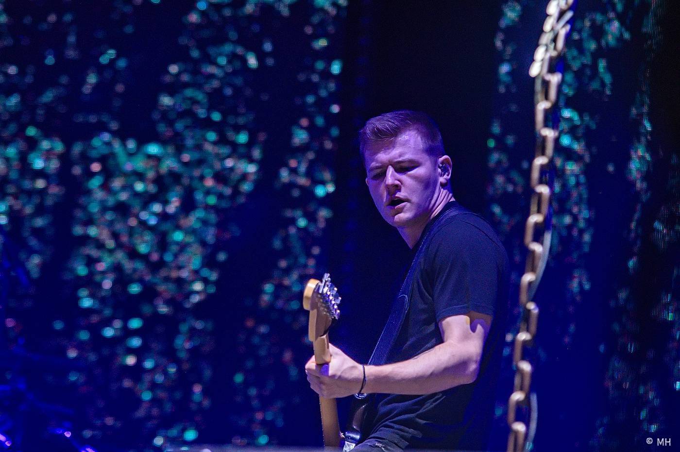 Vyprodaný Pekelný ostrov hostil Dymytry, Alkehol, Tři sestry, Vypsanou fiXu nebo Škwor