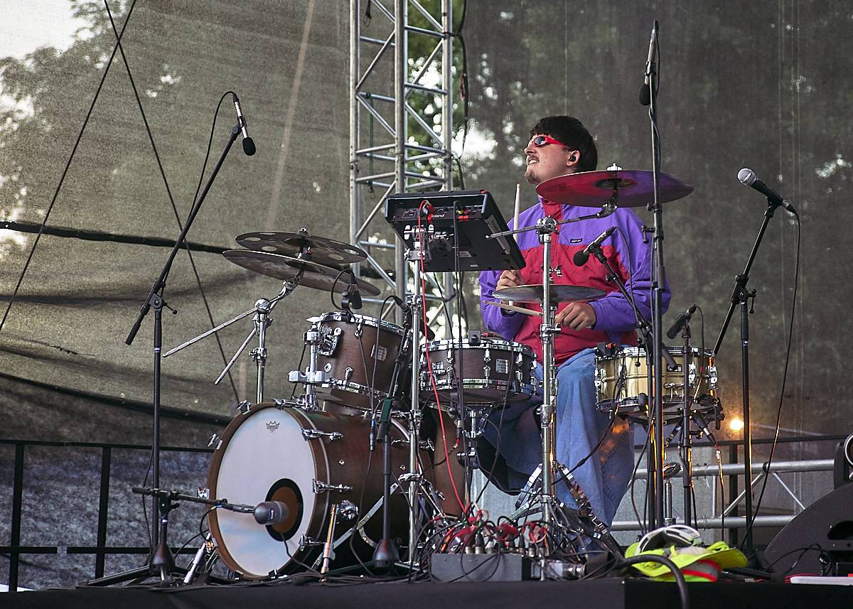 Excentrický Oliver Tree rozeskákal Ledárny Braník, jeho hostem byli Lufťáci