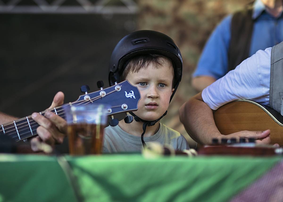 Excentrický Oliver Tree rozeskákal Ledárny Braník, jeho hostem byli Lufťáci