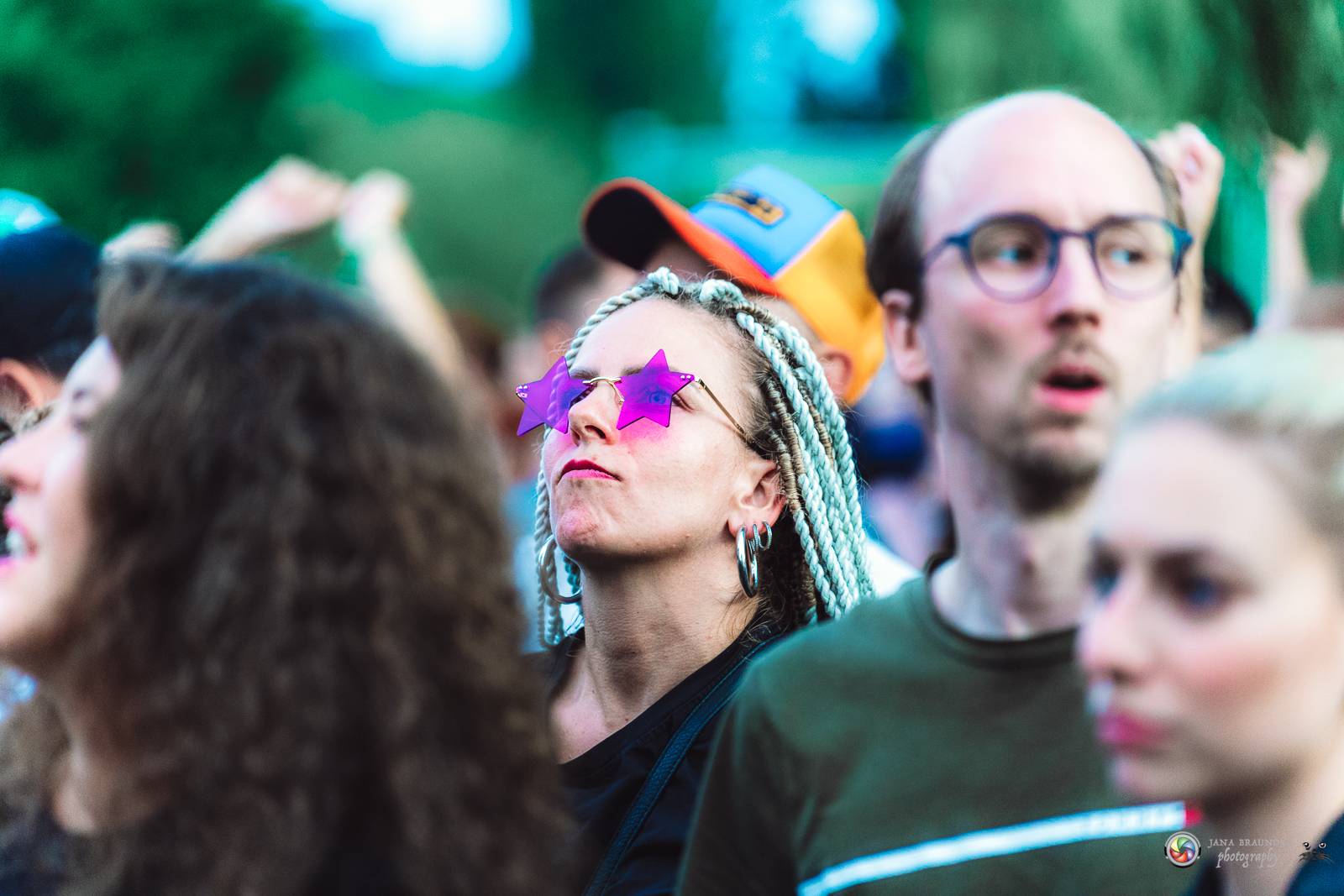 Povedený návrat do Prahy. Black Eyed Peas roztančili Žluté lázně