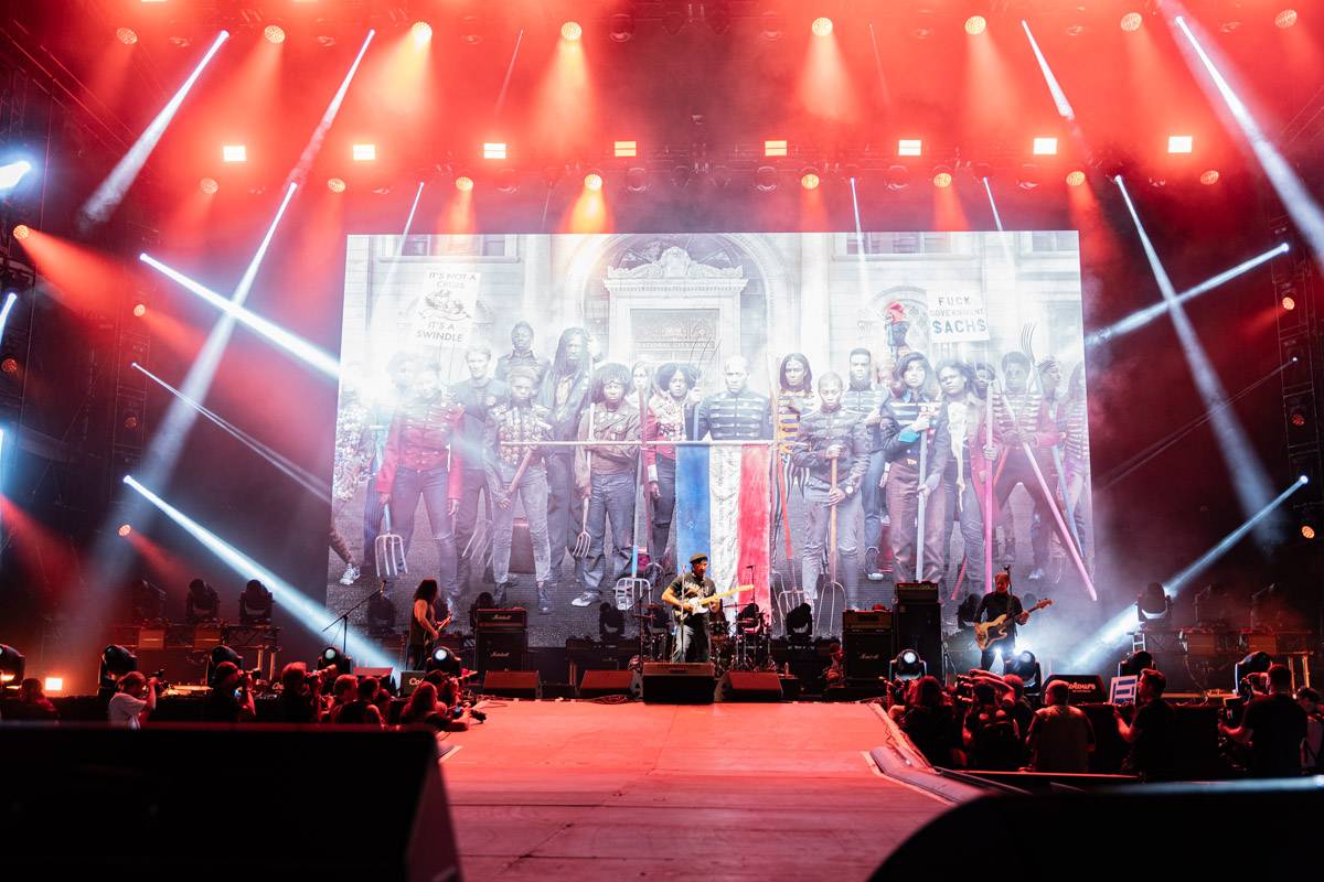 Colours of Ostrava zahájil Vojtěch Dyk, Tom Morello ohromil svým kytarovým mistrovstvím