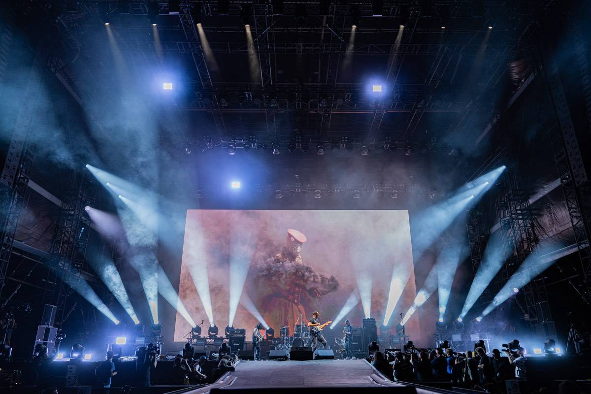 Colours of Ostrava zahájil Vojtěch Dyk, Tom Morello ohromil svým kytarovým mistrovstvím