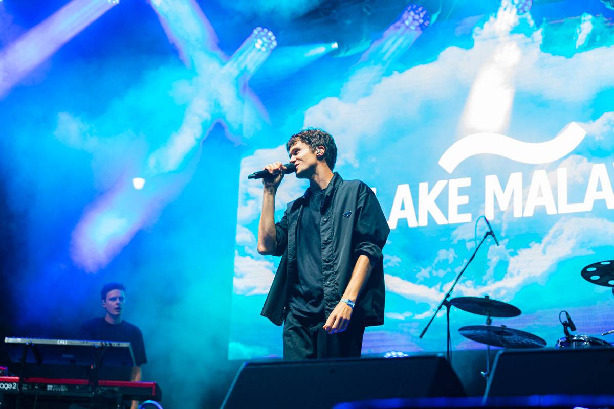 Colours of Ostrava zahájil Vojtěch Dyk, Tom Morello ohromil svým kytarovým mistrovstvím