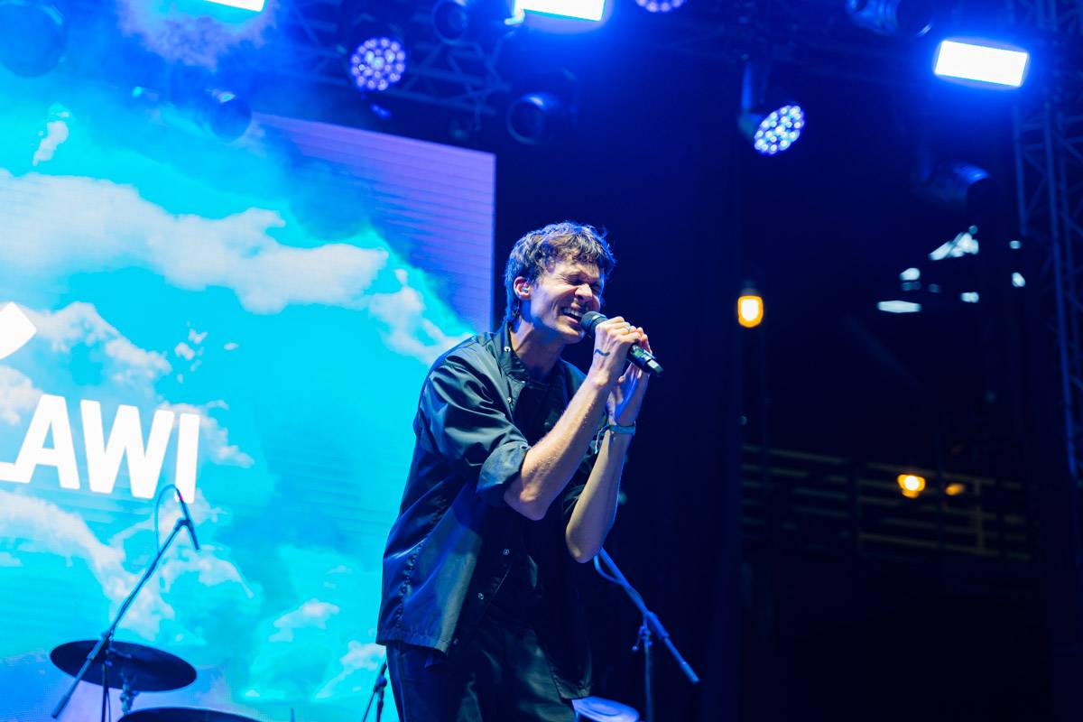 Colours of Ostrava zahájil Vojtěch Dyk, Tom Morello ohromil svým kytarovým mistrovstvím