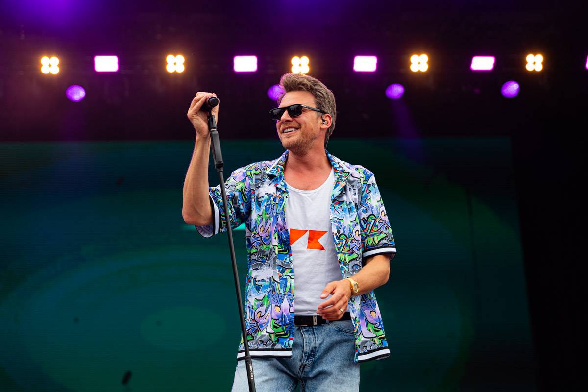 Colours of Ostrava zahájil Vojtěch Dyk, Tom Morello ohromil svým kytarovým mistrovstvím