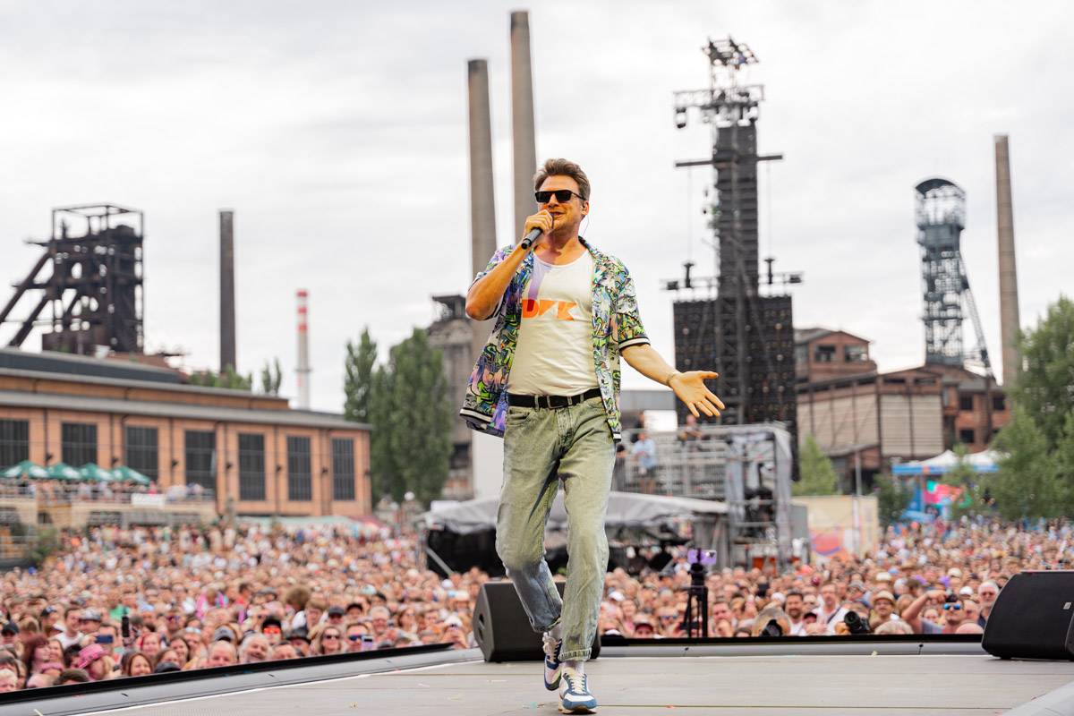 Colours of Ostrava zahájil Vojtěch Dyk, Tom Morello ohromil svým kytarovým mistrovstvím