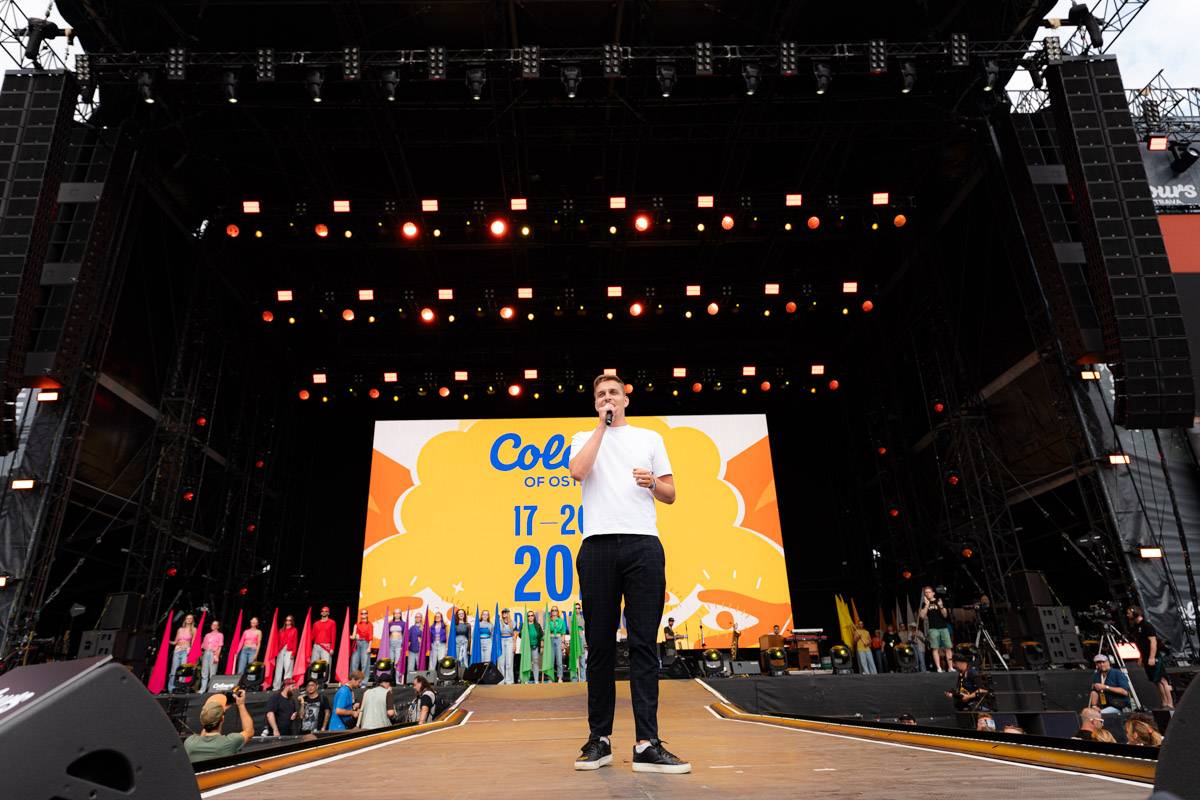 Colours of Ostrava zahájil Vojtěch Dyk, Tom Morello ohromil svým kytarovým mistrovstvím