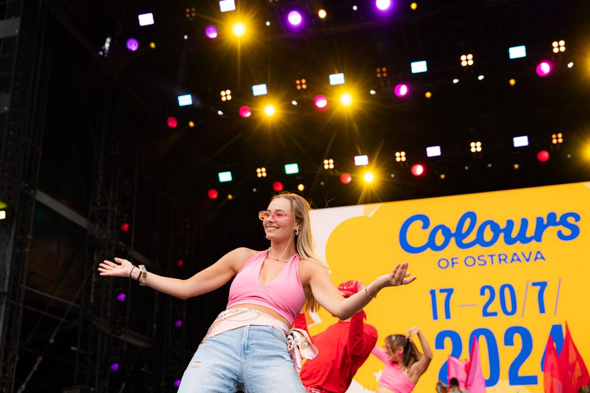 Colours of Ostrava zahájil Vojtěch Dyk, Tom Morello ohromil svým kytarovým mistrovstvím