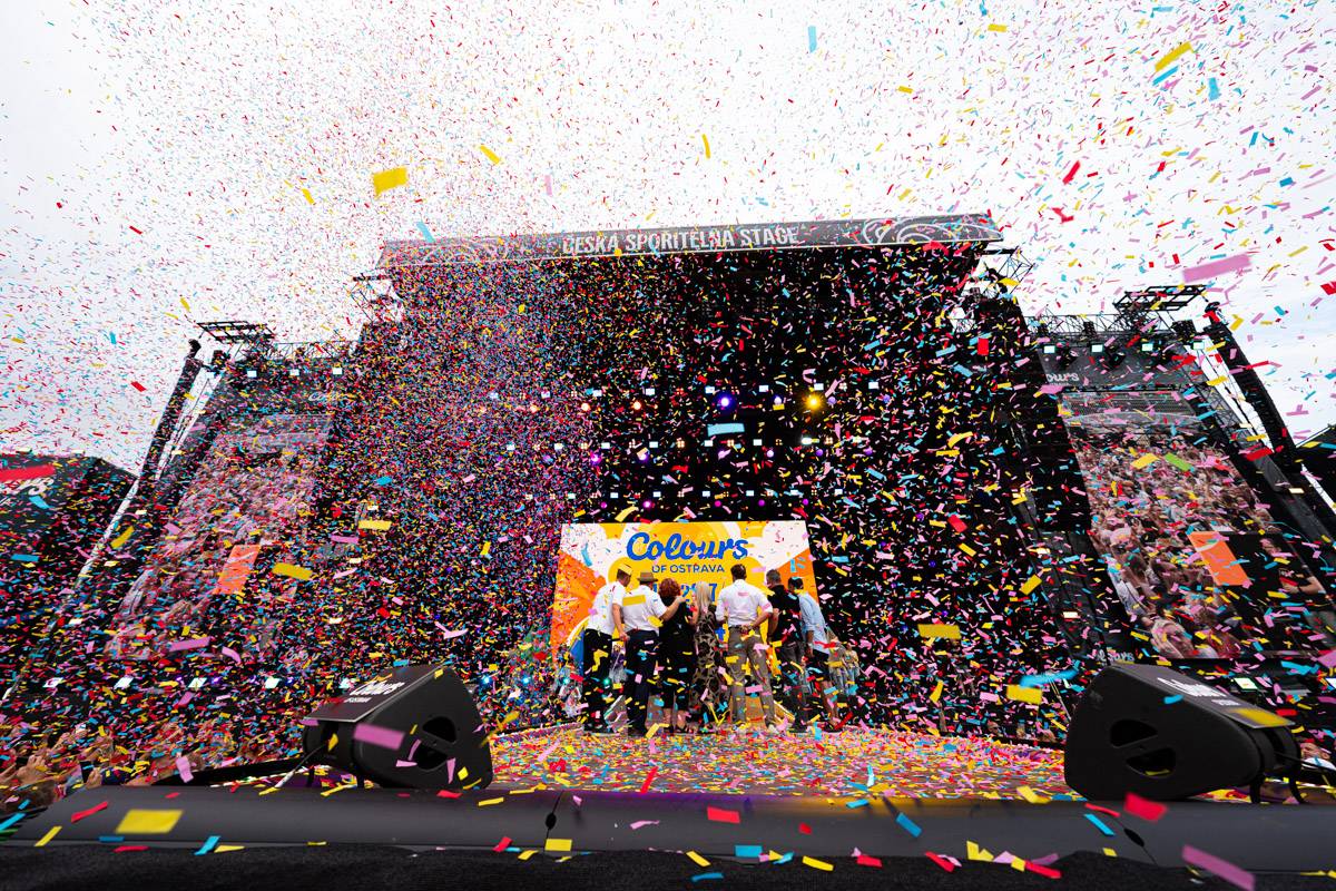 Colours of Ostrava zahájil Vojtěch Dyk, Tom Morello ohromil svým kytarovým mistrovstvím