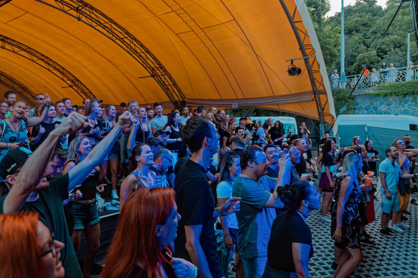 Iné Kafe odehrálo před zaplněnou Občanskou plovárnou jediný letošní pražský koncert