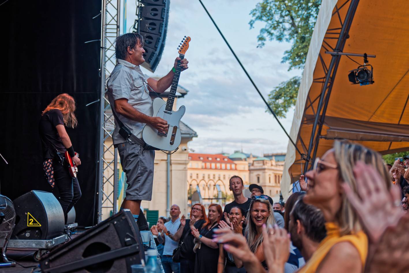 Iné Kafe odehrálo před zaplněnou Občanskou plovárnou jediný letošní pražský koncert