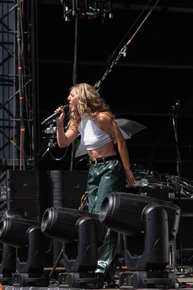 Třetí den na Colours of Ostrava pod taktovkou Lenny, Emmy Smetany a Jordana Haje nebo Son Mieux
