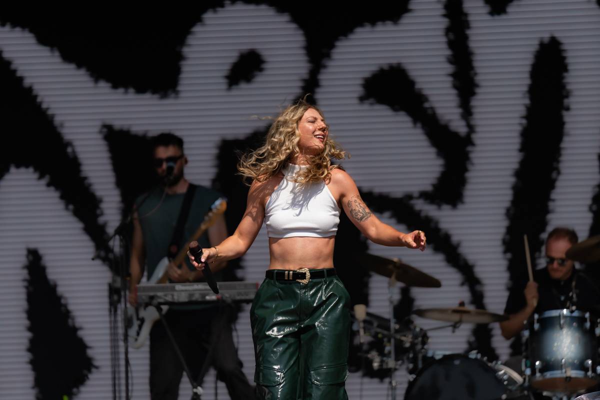 Třetí den na Colours of Ostrava pod taktovkou Lenny, Emmy Smetany a Jordana Haje nebo Son Mieux