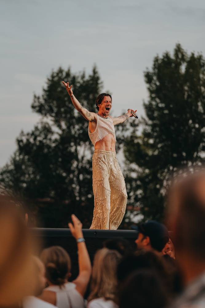 Třetí den na Colours of Ostrava pod taktovkou Lenny, Emmy Smetany a Jordana Haje nebo Son Mieux
