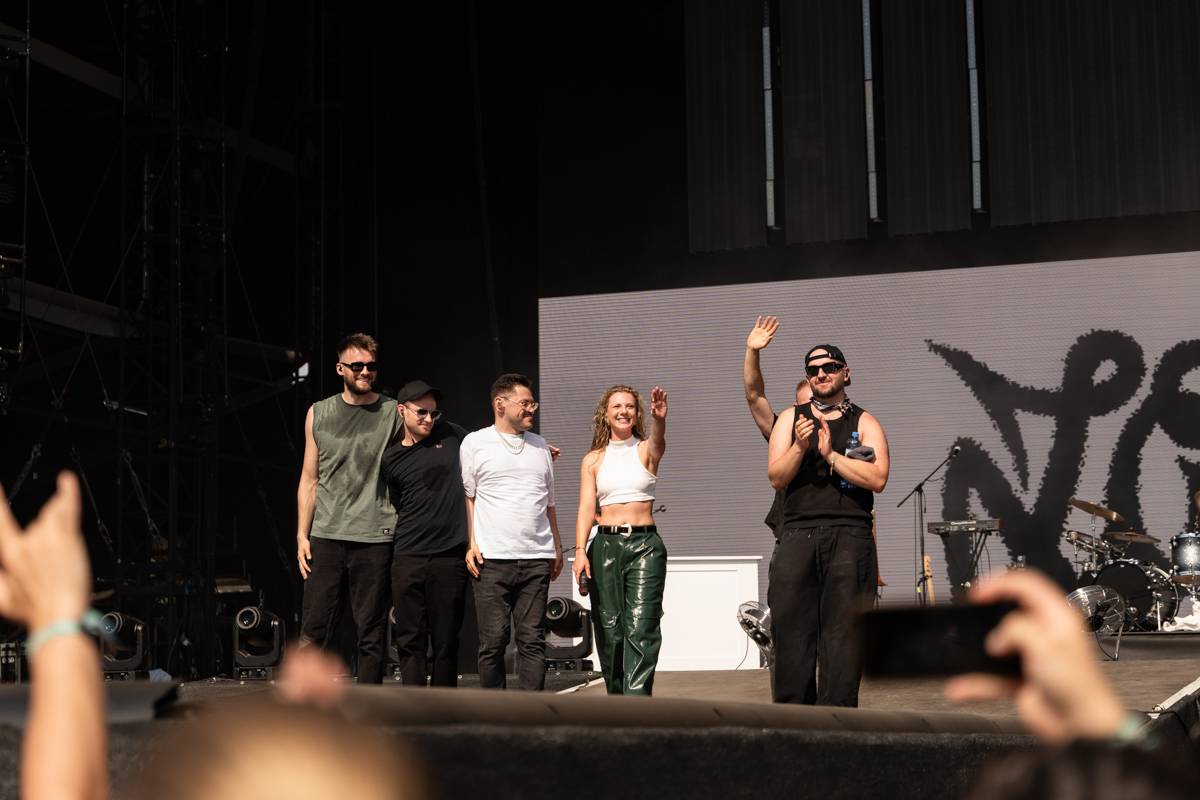 Třetí den na Colours of Ostrava pod taktovkou Lenny, Emmy Smetany a Jordana Haje nebo Son Mieux