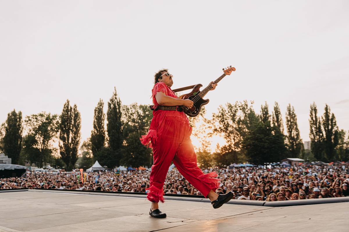 Třetí den na Colours of Ostrava pod taktovkou Lenny, Emmy Smetany a Jordana Haje nebo Son Mieux