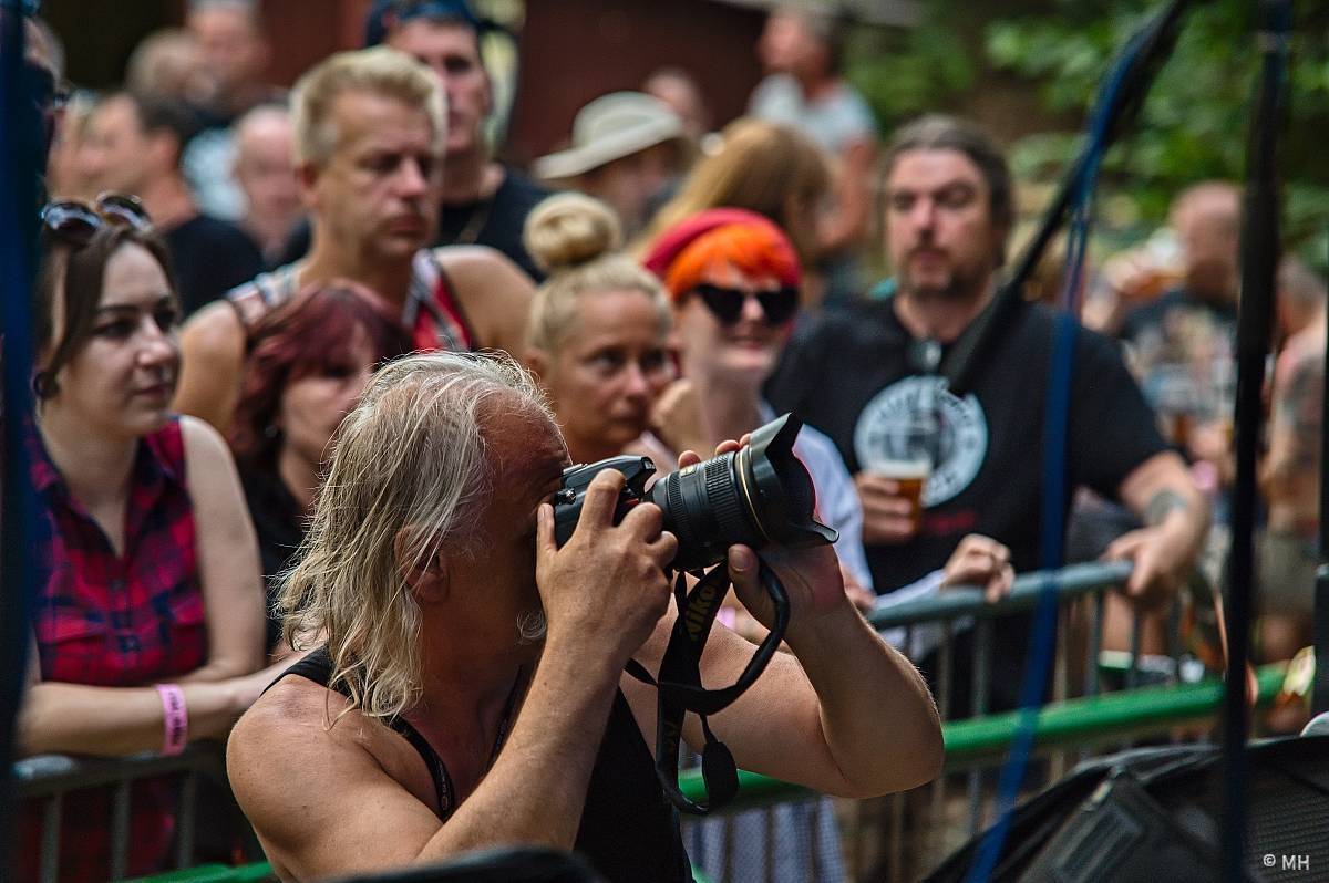 Prasofest zahájil druhou dekádu. Přivezl Protha, Cocotte Minute, Poletíme? i Totální nasazení