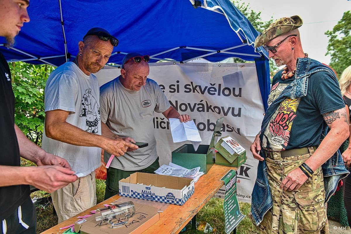 Prasofest zahájil druhou dekádu. Přivezl Protha, Cocotte Minute, Poletíme? i Totální nasazení