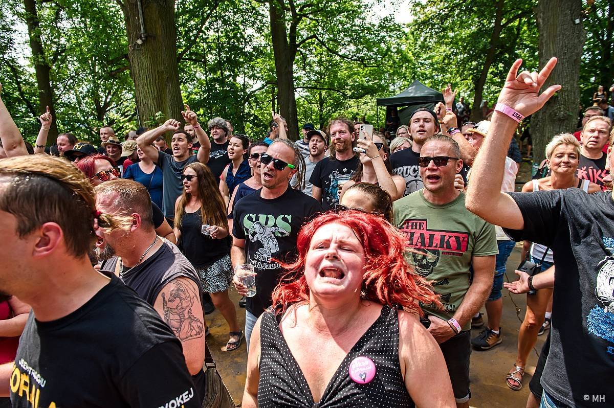 Prasofest zahájil druhou dekádu. Přivezl Protha, Cocotte Minute, Poletíme? i Totální nasazení