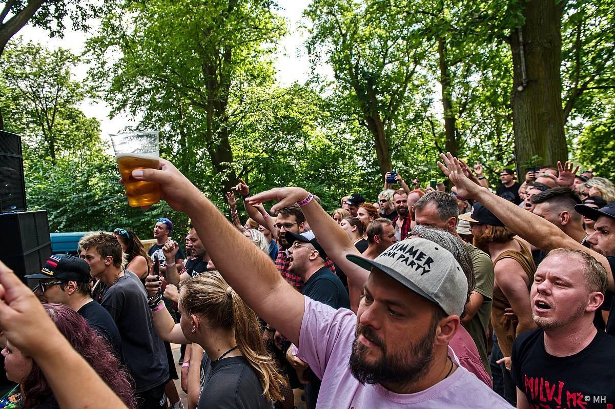 Prasofest zahájil druhou dekádu. Přivezl Protha, Cocotte Minute, Poletíme? i Totální nasazení