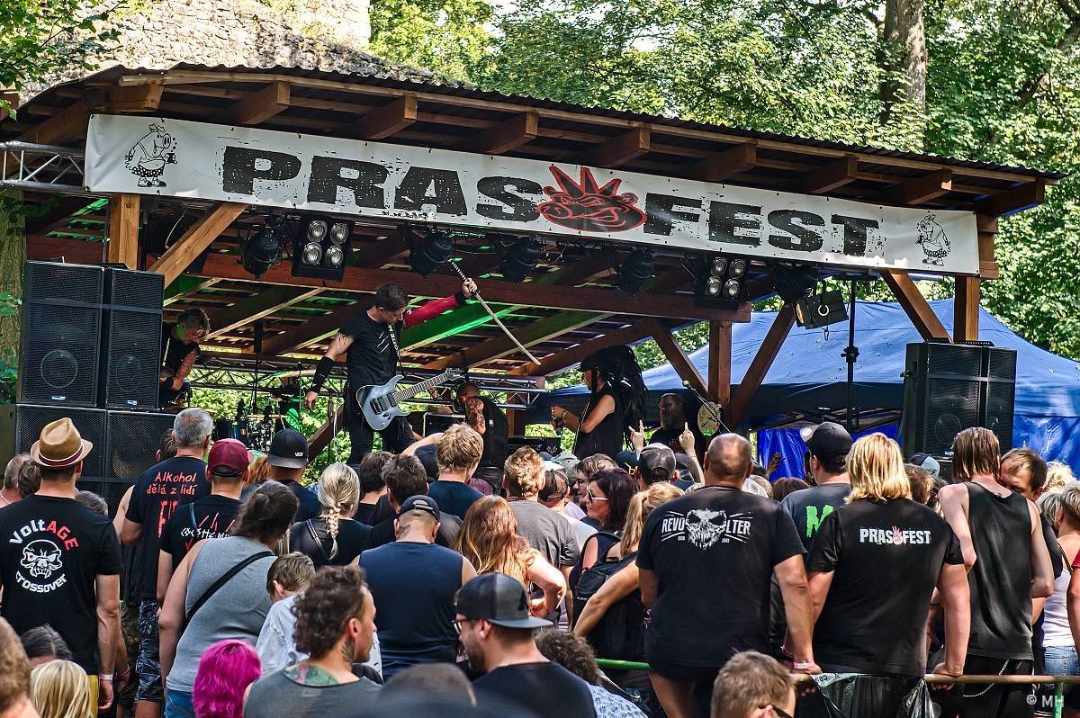 Prasofest zahájil druhou dekádu. Přivezl Protha, Cocotte Minute, Poletíme? i Totální nasazení