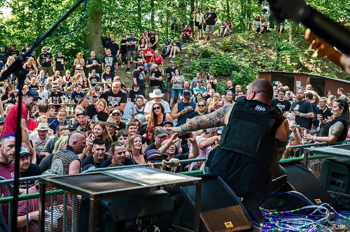 Prasofest zahájil druhou dekádu. Přivezl Protha, Cocotte Minute, Poletíme? i Totální nasazení