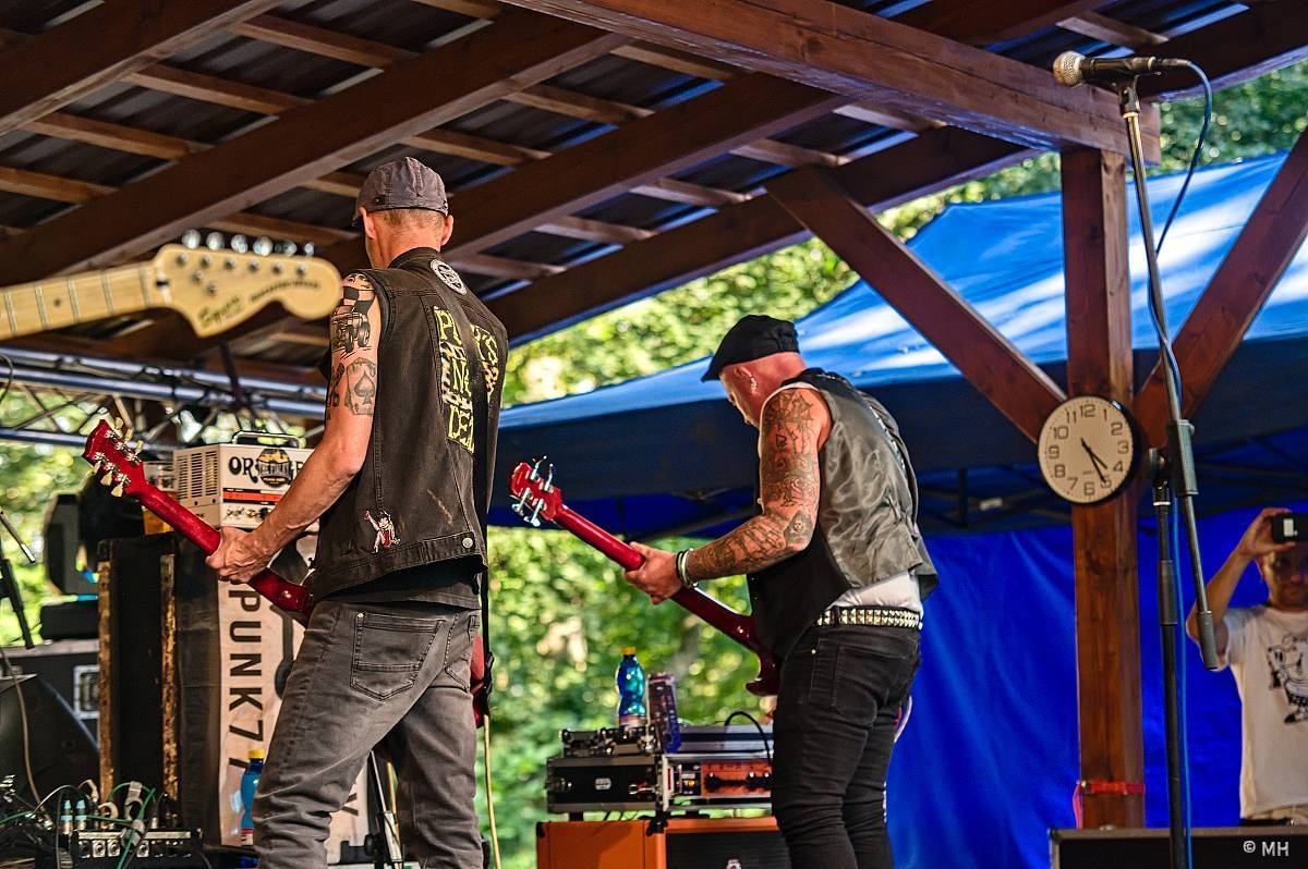 Prasofest zahájil druhou dekádu. Přivezl Protha, Cocotte Minute, Poletíme? i Totální nasazení