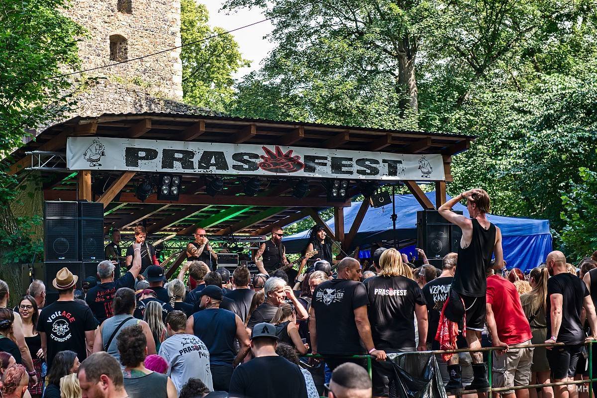 Prasofest zahájil druhou dekádu. Přivezl Protha, Cocotte Minute, Poletíme? i Totální nasazení