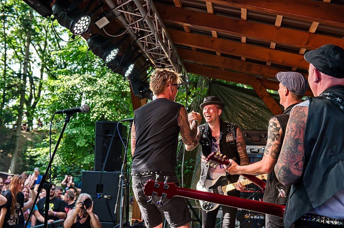 Prasofest zahájil druhou dekádu. Přivezl Protha, Cocotte Minute, Poletíme? i Totální nasazení