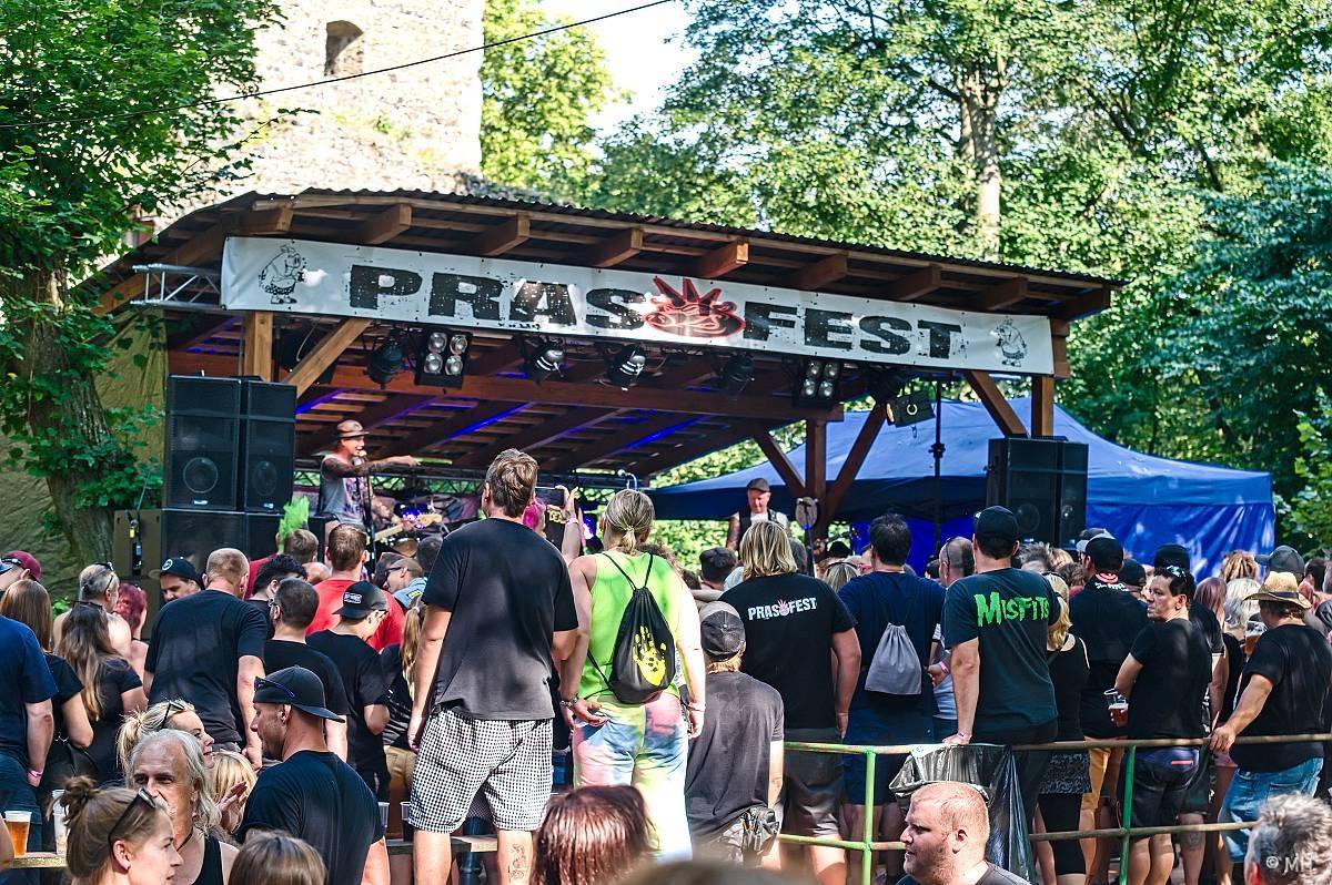 Prasofest zahájil druhou dekádu. Přivezl Protha, Cocotte Minute, Poletíme? i Totální nasazení