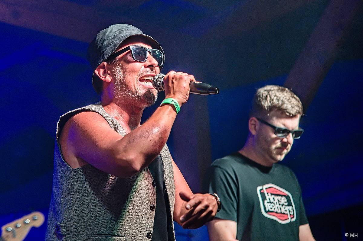 Prasofest zahájil druhou dekádu. Přivezl Protha, Cocotte Minute, Poletíme? i Totální nasazení