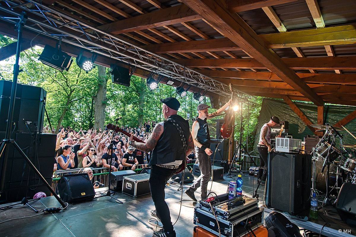 Prasofest zahájil druhou dekádu. Přivezl Protha, Cocotte Minute, Poletíme? i Totální nasazení