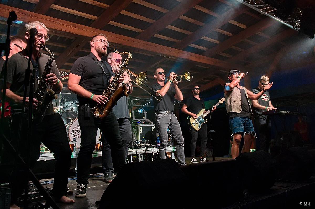 Prasofest zahájil druhou dekádu. Přivezl Protha, Cocotte Minute, Poletíme? i Totální nasazení