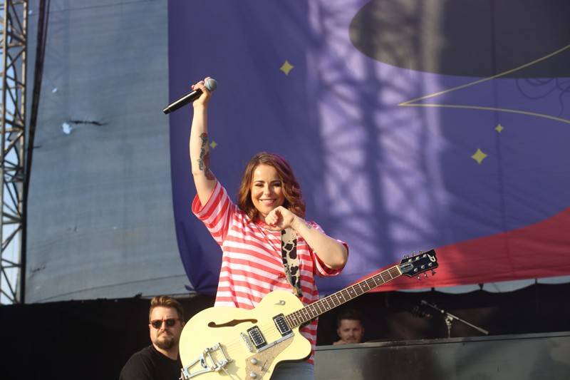 Cibula Fest slavil patnáct let. Přáli mu Dymytry, Jelen či Kontrafakt, Mirai Navrátil v areálu přistál s letadlem