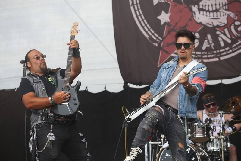 Cibula Fest slavil patnáct let. Přáli mu Dymytry, Jelen či Kontrafakt, Mirai Navrátil v areálu přistál s letadlem