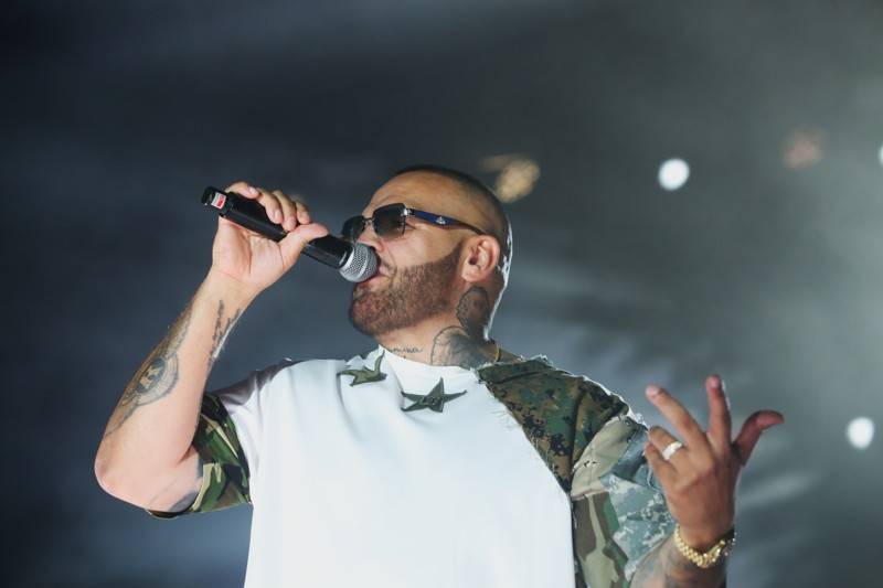 Cibula Fest slavil patnáct let. Přáli mu Dymytry, Jelen či Kontrafakt, Mirai Navrátil v areálu přistál s letadlem