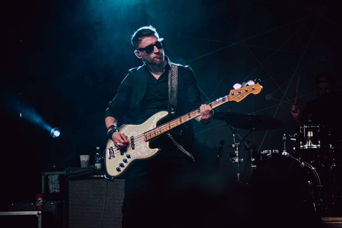 Michal Hrůza zazpíval Občanské plovárně, na pódium si pozval i Michala Malátného