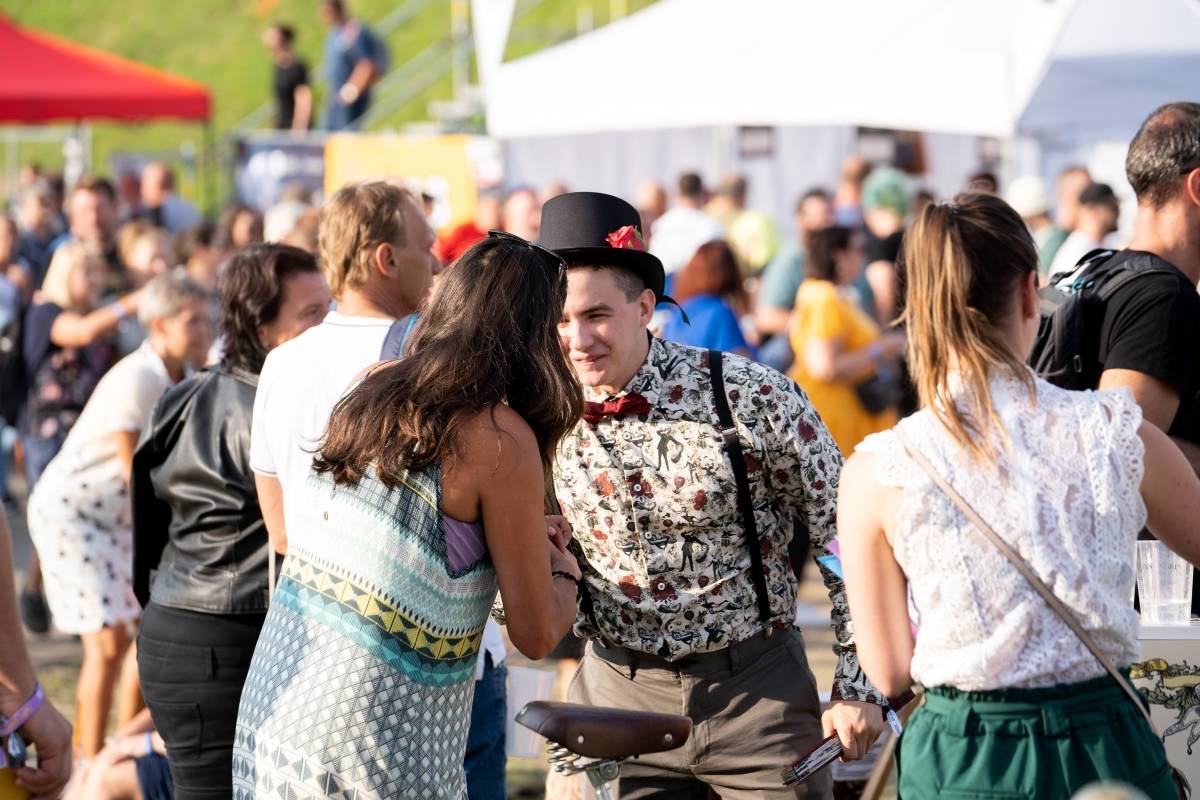 Benátská! slaví třicet let. První den přivezla Jelena, O5 a Radeček nebo Vypsanou fiXu