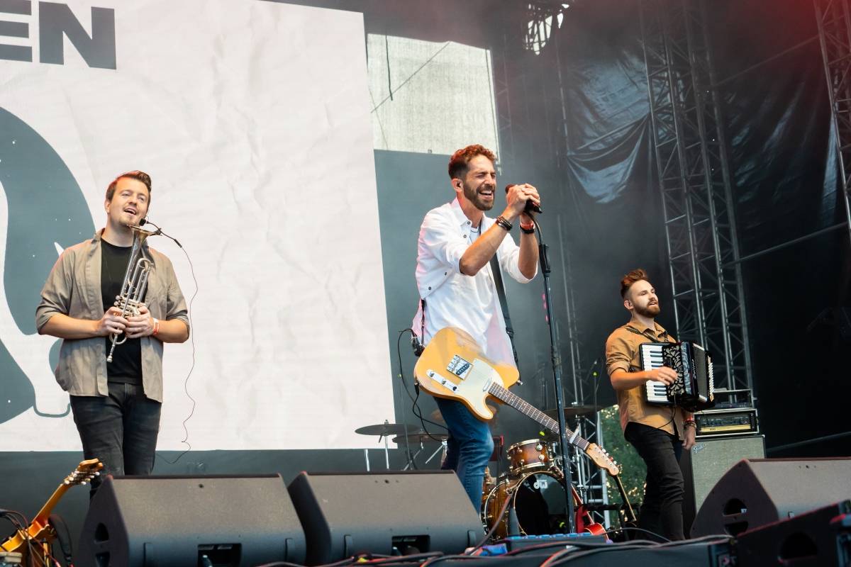 Benátská! slaví třicet let. První den přivezla Jelena, O5 a Radeček nebo Vypsanou fiXu