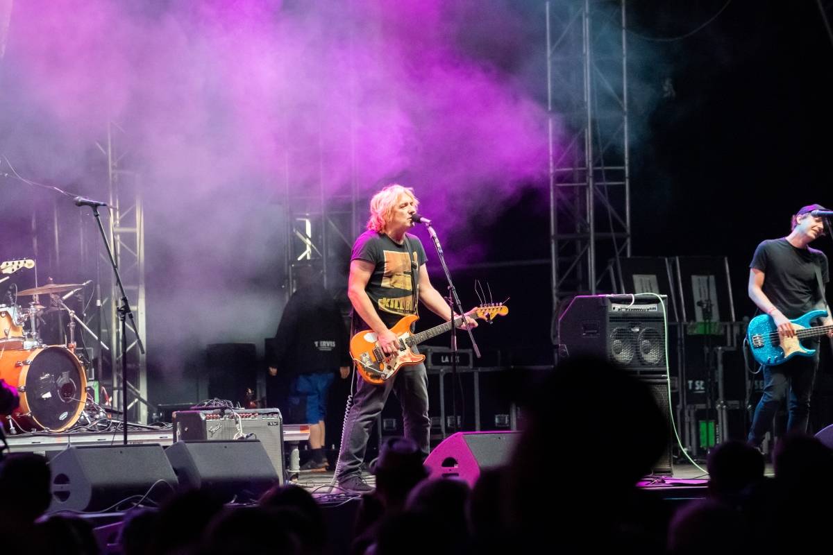 Benátská! slaví třicet let. První den přivezla Jelena, O5 a Radeček nebo Vypsanou fiXu