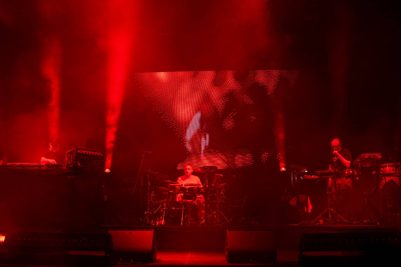 Pop Messe odstartoval koncerty GusGus, Leftfield, post-hudby i Bert and Friends