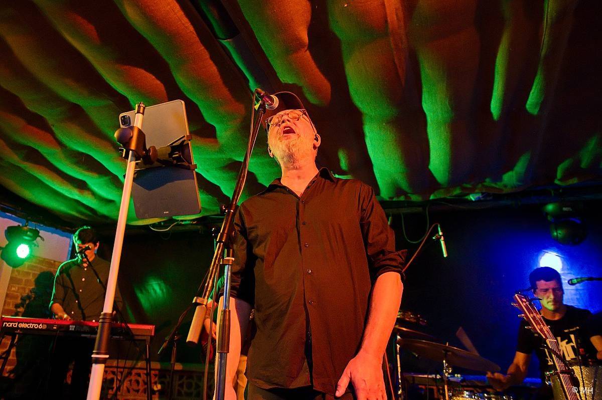 Ani déšť je nezastavil. Letní kapela s Jaromírem 99 bavili Plzeň