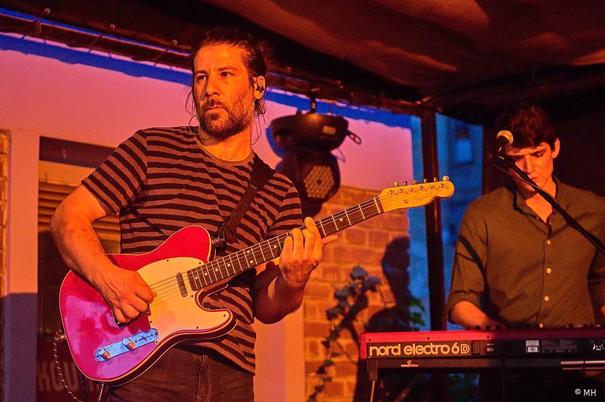 Ani déšť je nezastavil. Letní kapela s Jaromírem 99 bavili Plzeň