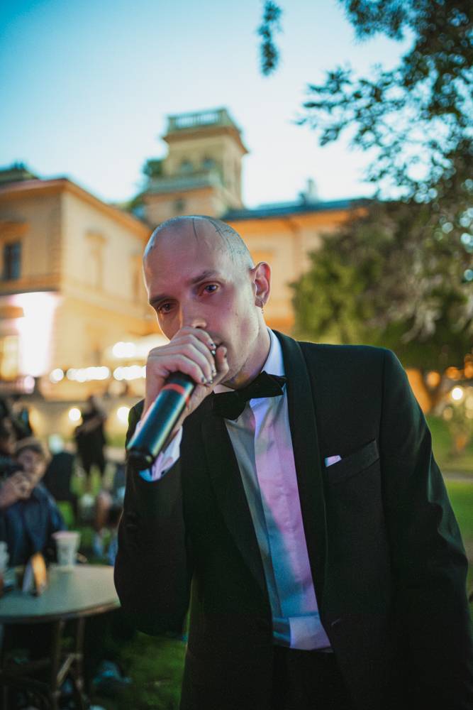 Rap a violoncello? Martin Matys odehrál v Praze nevšední koncert