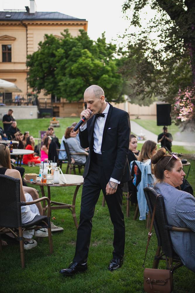 Rap a violoncello? Martin Matys odehrál v Praze nevšední koncert