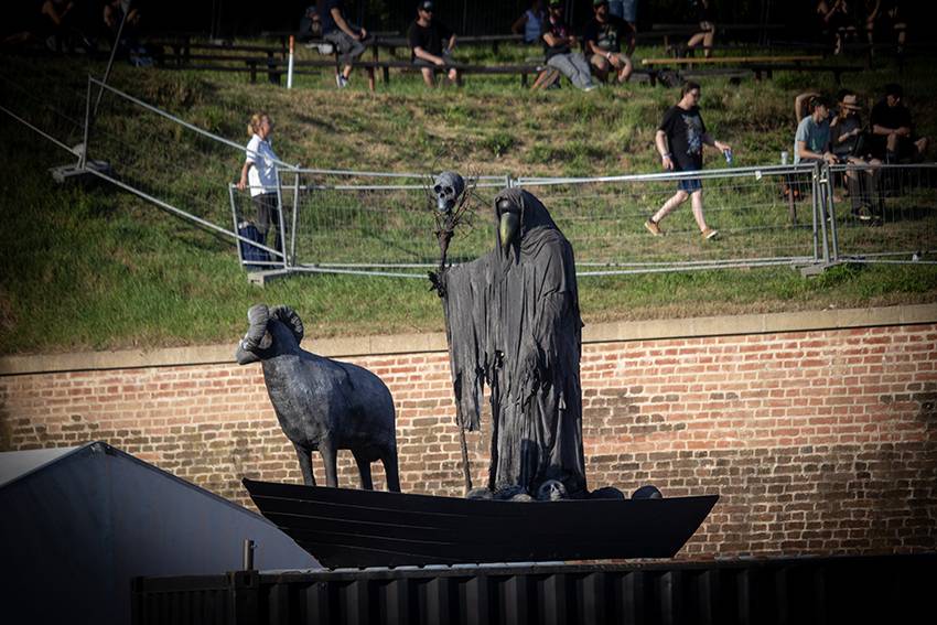 Brutal Assault otevřel své pekelné brány. První den přivítal Motionless in White, Exodus, Brutus i domácí Sněť