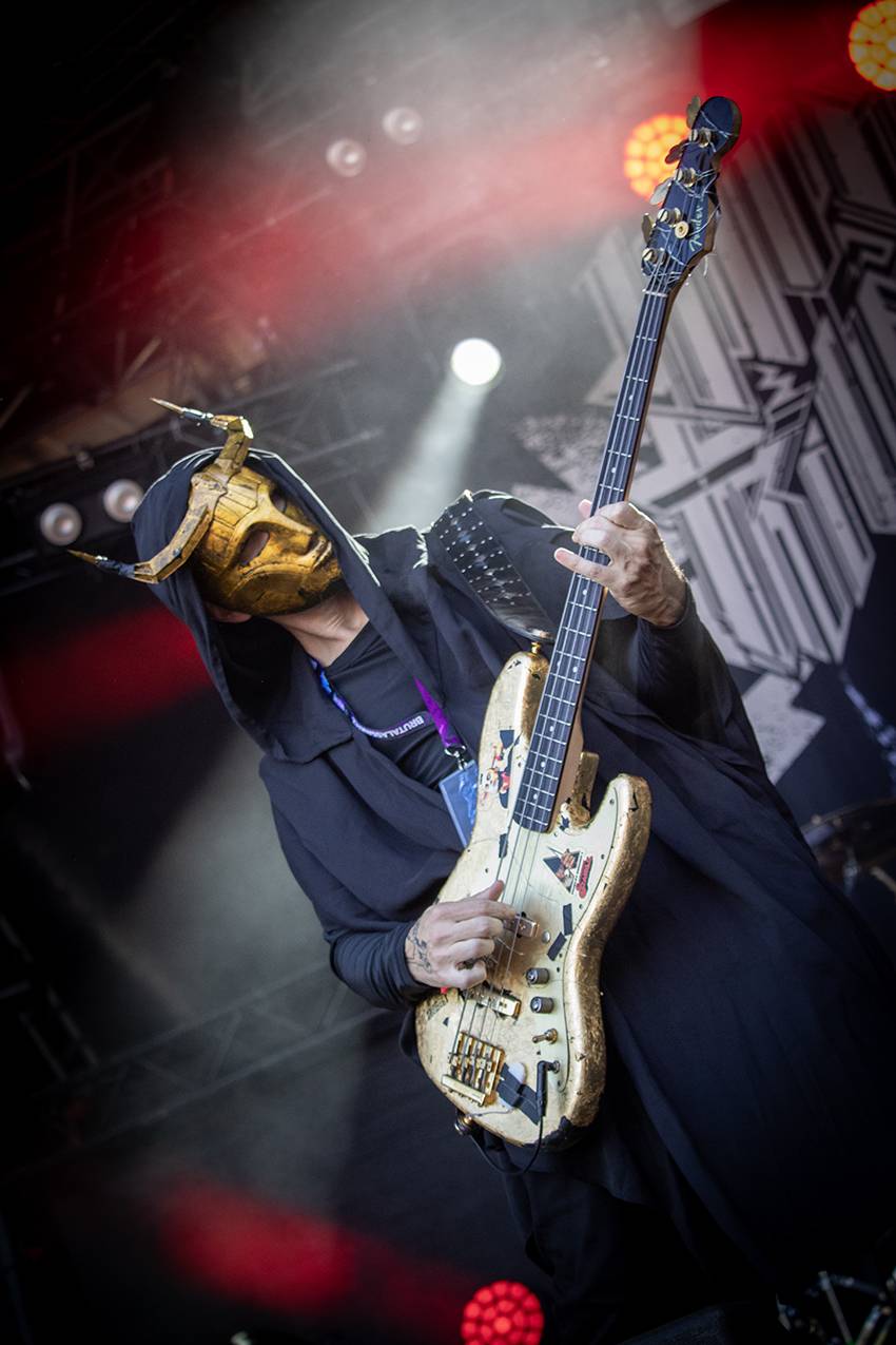 Na Brutal Assault se spojil metal s vážnou hudbou, Cult of Fire přehráli za doprovodu orchestru skladby Bedřicha Smetany